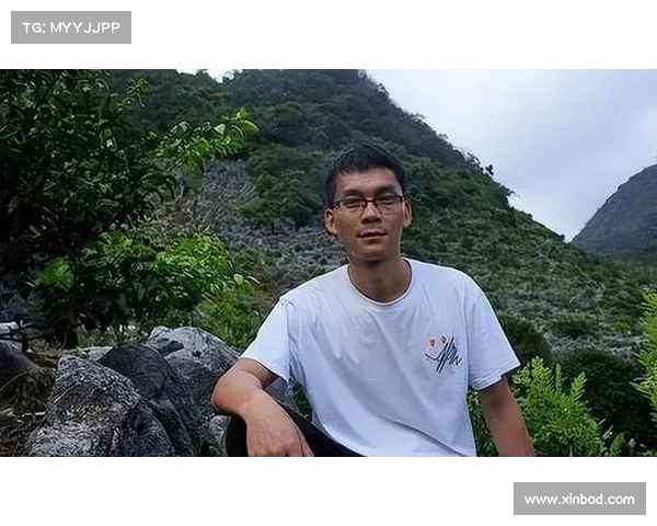 高考圆梦!唐尚珺发布数,母亲灿烂笑容见证成长(唐尚珺 高考) 高考圆梦!唐尚珺发布数,母亲灿烂笑容见证成长(唐尚珺 高考)